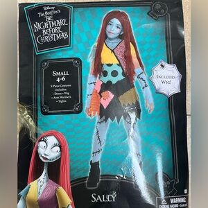 girls size 4-6 disney nightmare before christmas Sally costume includes wig